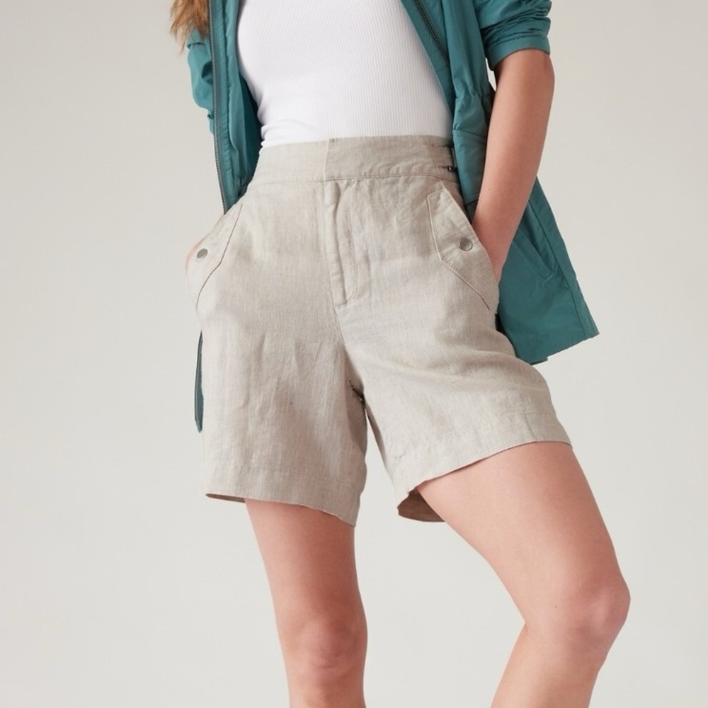 NWT Athleta Voyager Linen Shorts size 2 in Beige